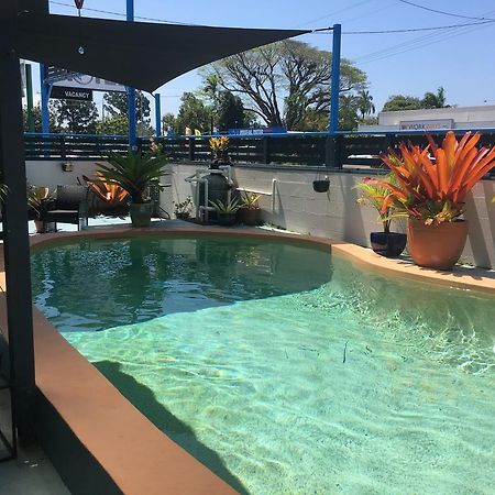 Black Marlin Motel Innisfail Exterior photo